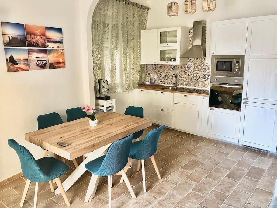 Maddy House - 50 Mt Dal Mare Villa Porto Santo Stefano  Luaran gambar