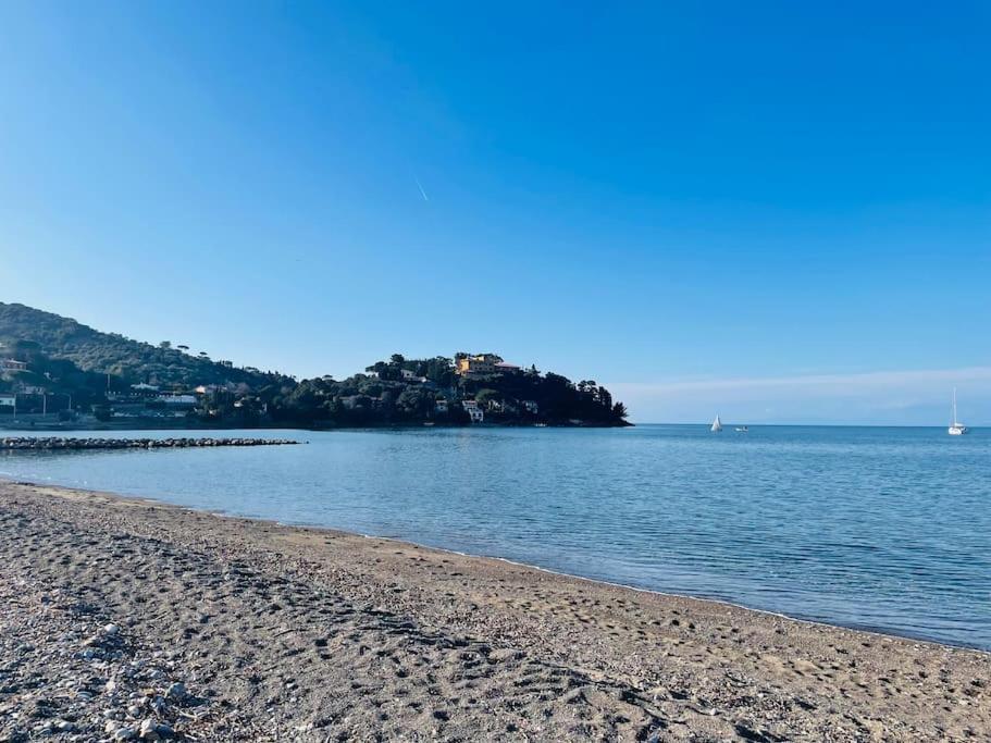Maddy House - 50 Mt Dal Mare Villa Porto Santo Stefano  Luaran gambar